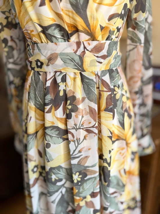 NWOT Elegant Floral Long Sleeve Maxi Dress - Picture 5 of 11